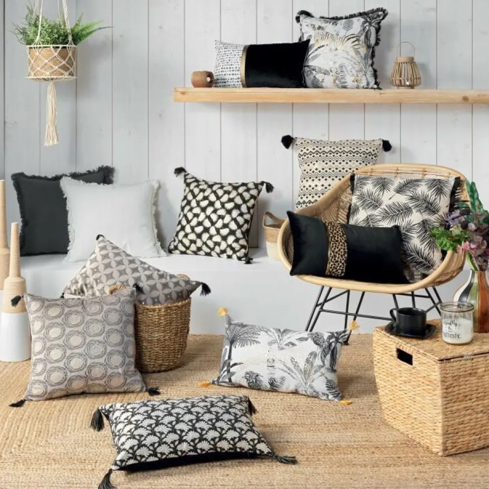 maxibazar Coussin Dehous Pompons 30X50Cm Coton Recycle Imp Leogold